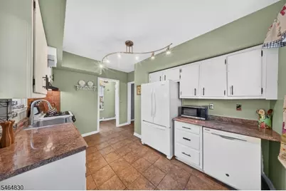 58 Somerset St, Somerville, NJ 08876 - Photo 9