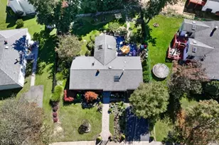 2 Armstrong Dr, Jefferson Township, NJ 07438 - Photo 9