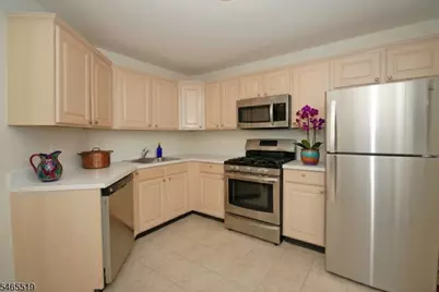 77 Potomac Dr, Bernards Township, NJ 07920 - Photo 5