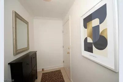 77 Potomac Dr, Bernards Township, NJ 07920 - Photo 3