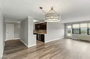 285 Aycrigg Ave, Passaic, NJ 07055 - Photo 11