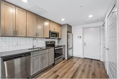 548 Franklin Ave #207, Belleville, NJ 07109 - Photo 5