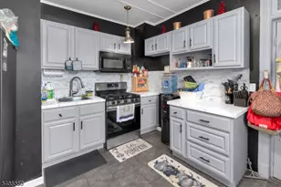 240 N 19th St, East Orange, NJ 07017 - Photo 3