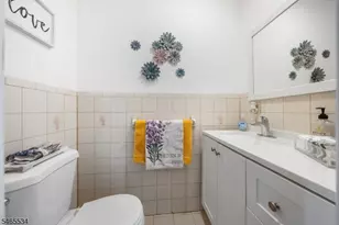 2173 Halsey St, Union Township, NJ 07083 - Photo 15