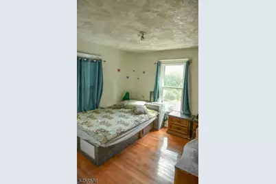 131 N 19th St, East Orange, NJ 07017 - Photo 23