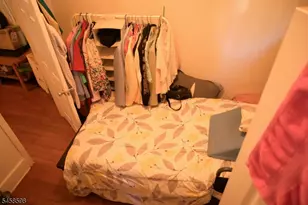 131 N 19th St, East Orange, NJ 07017 - Photo 9