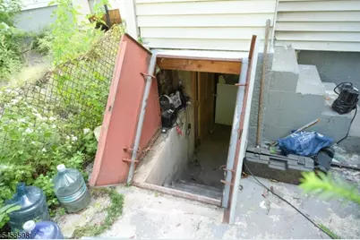 131 N 19th St, East Orange, NJ 07017 - Photo 19