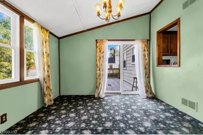 8 Somers Pl, South Bound Brook Boro, NJ 08880 - Photo 11
