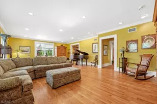 76 Summit Ave, Hackensack, NJ 07601 - Photo 15