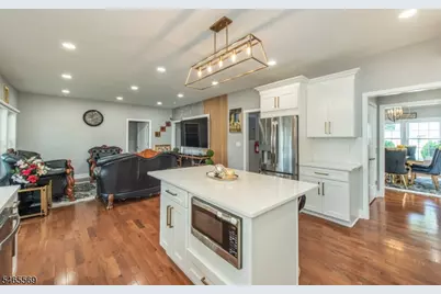 767 Hemlock Rd, Union Township, NJ 07083 - Photo 11