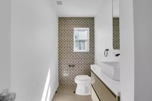 413 Paulison Ave, Passaic, NJ 07055 - Photo 21