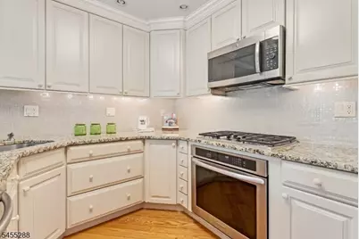 5 Carla Ct, Morristown, NJ 07960 - Photo 7