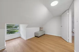 31 Glenview Dr, West Orange Township, NJ 07052 - Photo 17