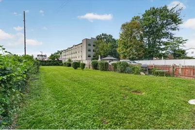 627 Maple Ave, Elizabeth, NJ 07202 - Photo 35