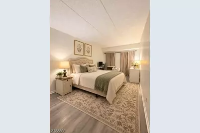 1 Iron Forge Sq #20, Pompton Lakes, NJ 07442 - Photo 5