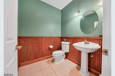 3 Shenandoah Ct, Washington Township, NJ 07853 - Photo 9