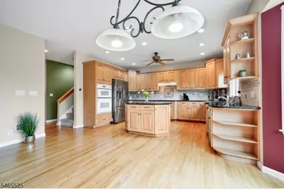 3 Shenandoah Ct, Washington Township, NJ 07853 - Photo 5