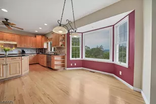 3 Shenandoah Ct, Washington Township, NJ 07853 - Photo 11