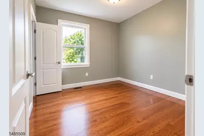 47 Campbell Ave #1L, Hackensack, NJ 07601 - Photo 9