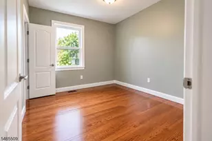 47 Campbell Ave, Hackensack, NJ 07601 - Photo 9