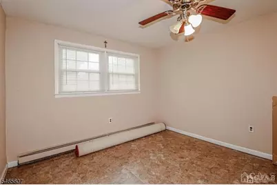 3 Sarno St, Woodbridge Township, NJ 07067 - Photo 25