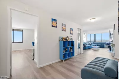 1633 Harmon Cove Tower, Secaucus, NJ 07094 - Photo 7