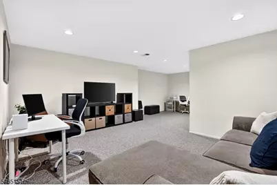 45 Hancock Dr, Morris Township, NJ 07960 - Photo 21