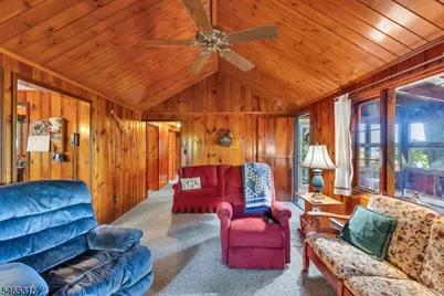 2207 Lakeside Dr W, Vernon, NJ 07422 - Photo 9