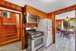 2207 Lakeside Dr W, Vernon, NJ 07422 - Photo 15