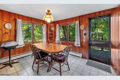 2207 Lakeside Dr W, Vernon, NJ 07422 - Photo 11