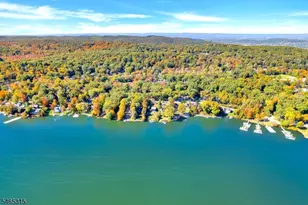 2207 Lakeside Dr W, Vernon, NJ 07422 - Photo 43