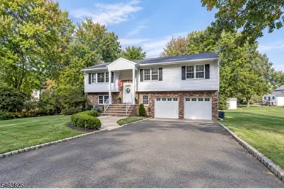 11 Oakland Ter, Fairfield, NJ 07004 - Photo 27
