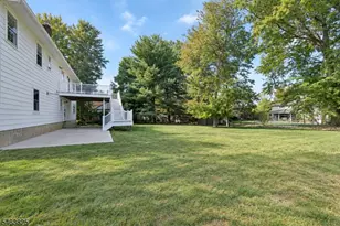 11 Oakland Terrace, Fairfield, NJ 07004 - Photo 31