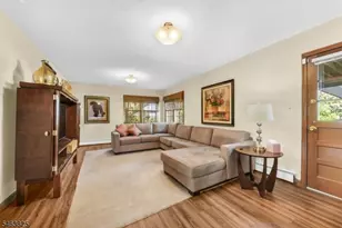 11 Oakland Terrace, Fairfield, NJ 07004 - Photo 13