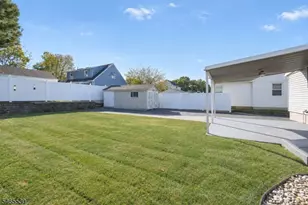 224 Baker St, Dover, NJ 07801 - Photo 15
