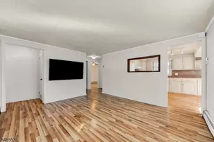 224 Baker St, Dover, NJ 07801 - Photo 5