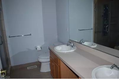 121 Cardigan Ct, Parsippany, NJ 07054 - Photo 31