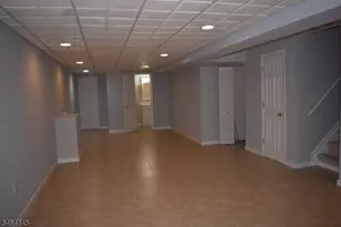121 Cardigan Ct, Parsippany, NJ 07054 - Photo 23