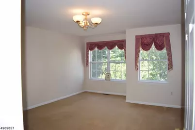121 Cardigan Ct, Parsippany, NJ 07054 - Photo 11