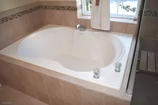 121 Cardigan Ct, Parsippany, NJ 07054 - Photo 13