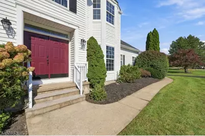15 Canterbury Ln, Mansfield Township, NJ 07840 - Photo 5