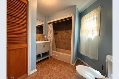 354 Ogden St #2S, Orange, NJ 07050 - Photo 9