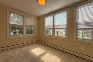 354 Ogden St, Orange, NJ 07050 - Photo 7