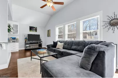 42 Deerfield Rd, Parsippany, NJ 07054 - Photo 21
