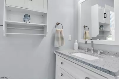 42 Deerfield Rd, Parsippany, NJ 07054 - Photo 25