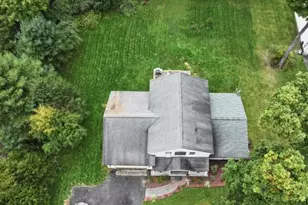 106 Holiday Ln, Montague, NJ 07827 - Photo 3