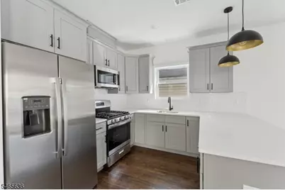 914 Bergen St #2, Newark, NJ 07112 - Photo 5