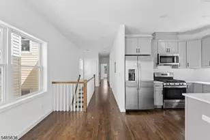 914 Bergen St, Newark, NJ 07112 - Photo 1