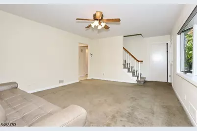 741 Pompton Ave, Cedar Grove, NJ 07009 - Photo 7