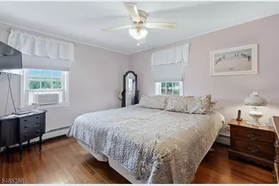 112 Jefferson Pl, Totowa, NJ 07512 - Photo 15